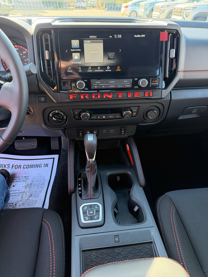 Nissan Frontier Crew Cab 4x4 PRO-4X 2026