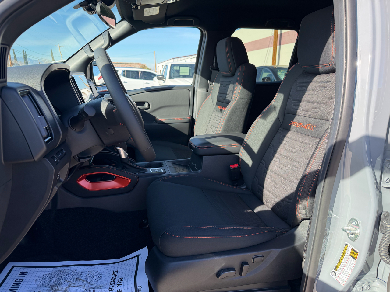 Nissan Frontier Crew Cab 4x4 PRO-4X 2026