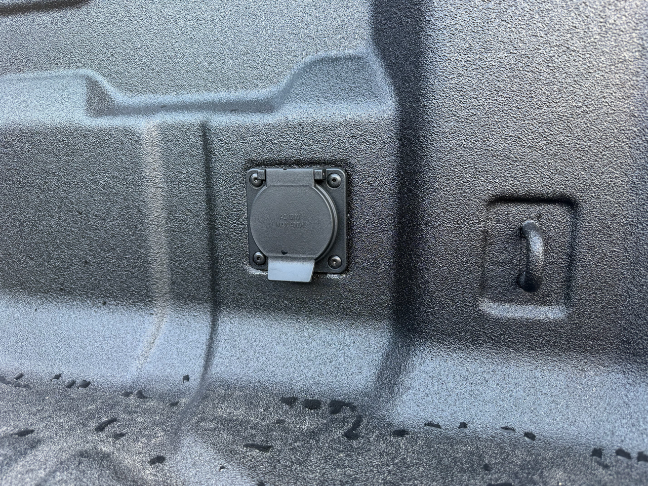 GMC Canyon 4WD Crew Cab Elevation 2026