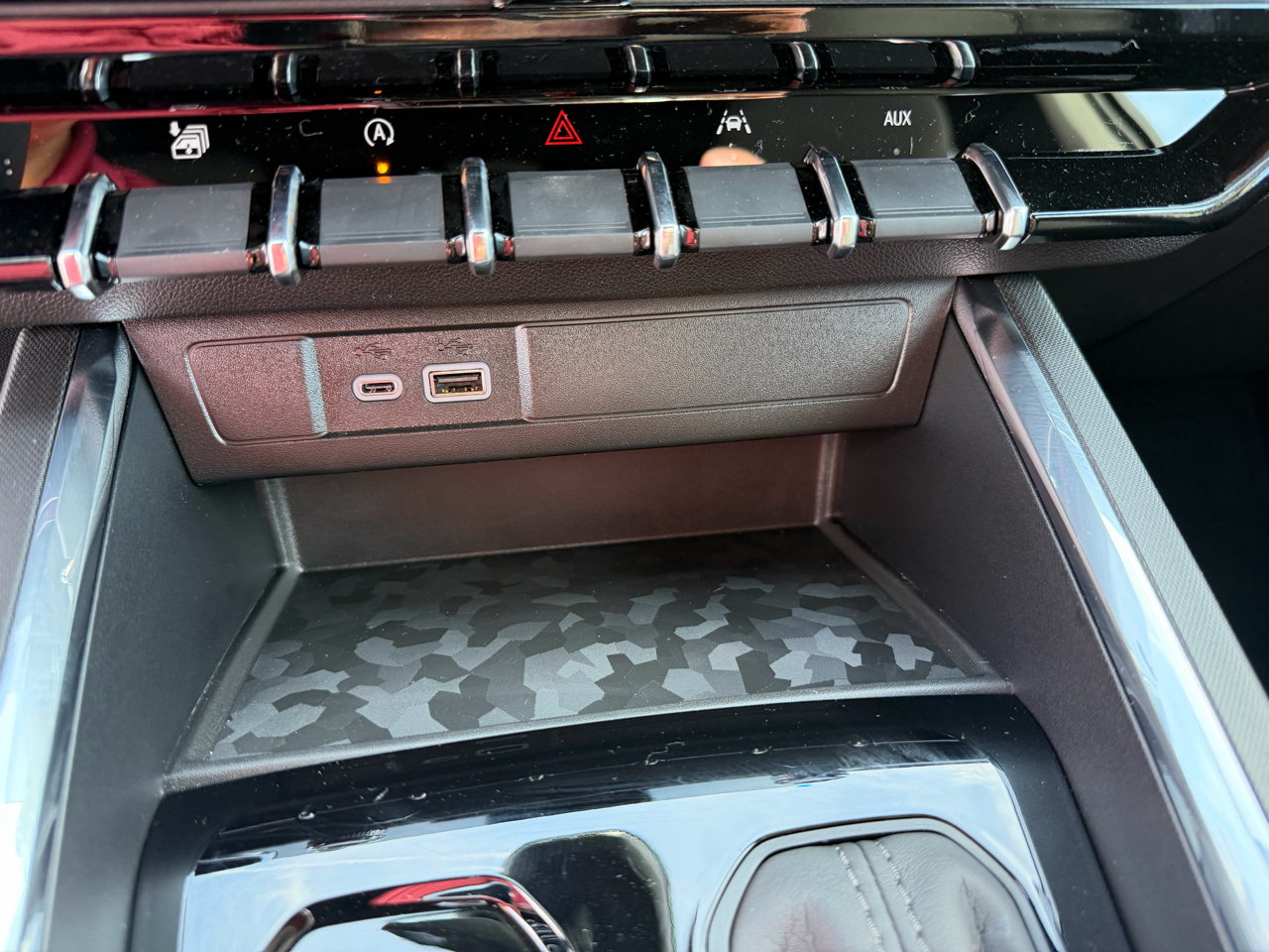 GMC Canyon 4WD Crew Cab Elevation 2026