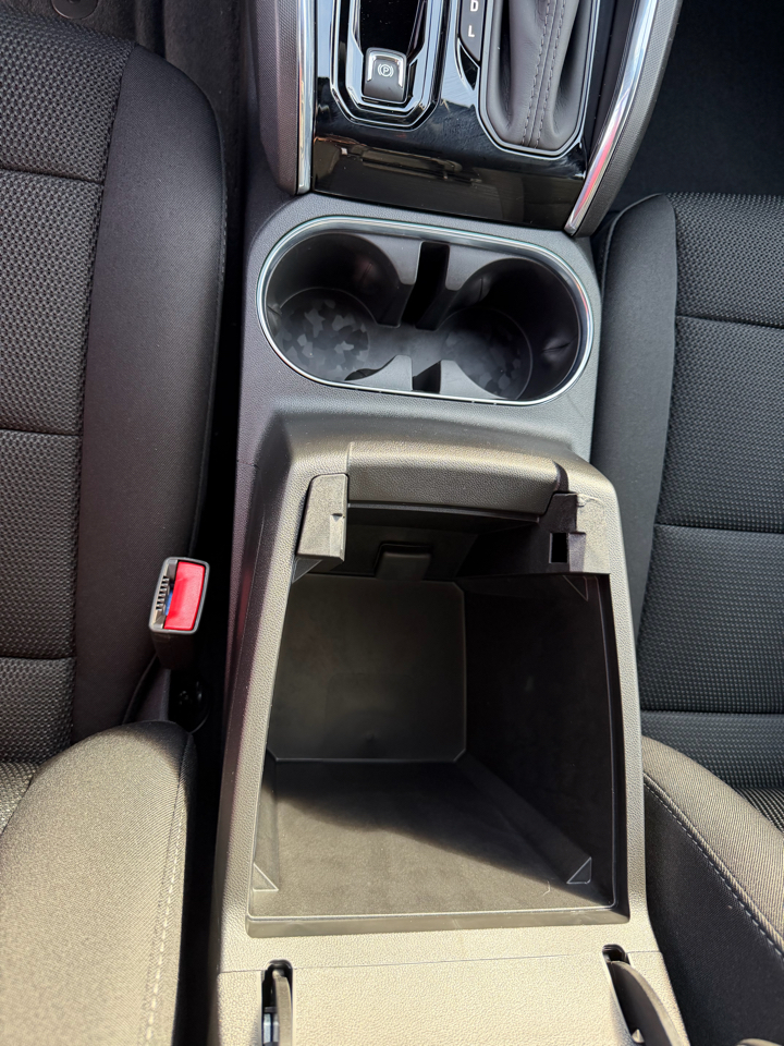 GMC Canyon 4WD Crew Cab Elevation 2026