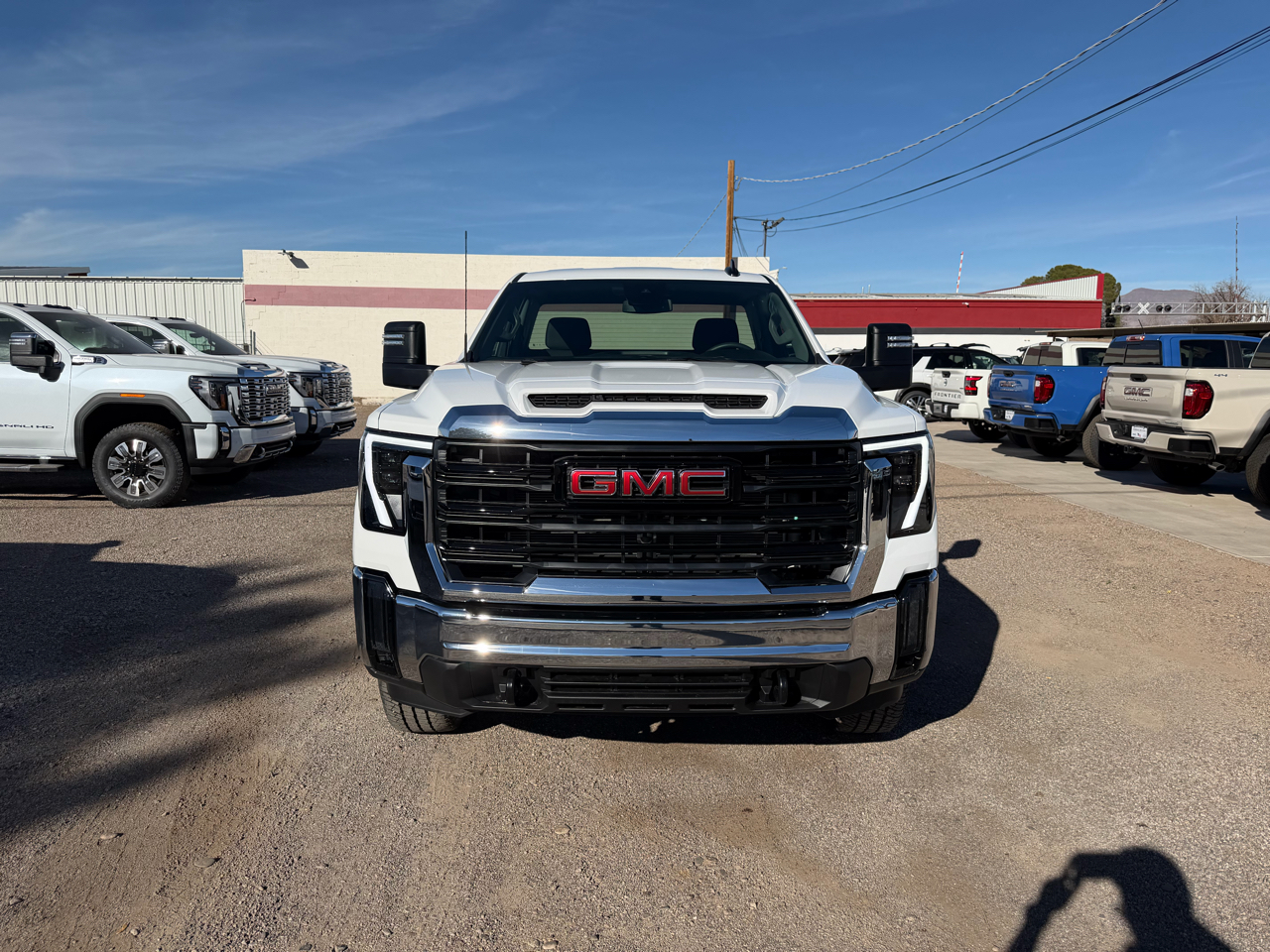 GMC Sierra 2500HD 2WD Reg Cab 142" Pro 2026