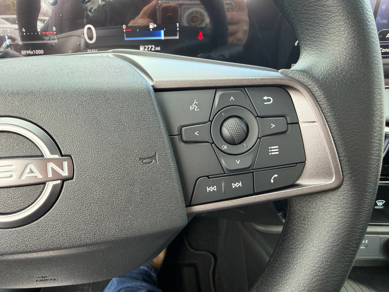 Nissan Sentra SV Sedan 2026