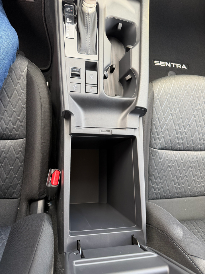 Nissan Sentra SV Sedan 2026