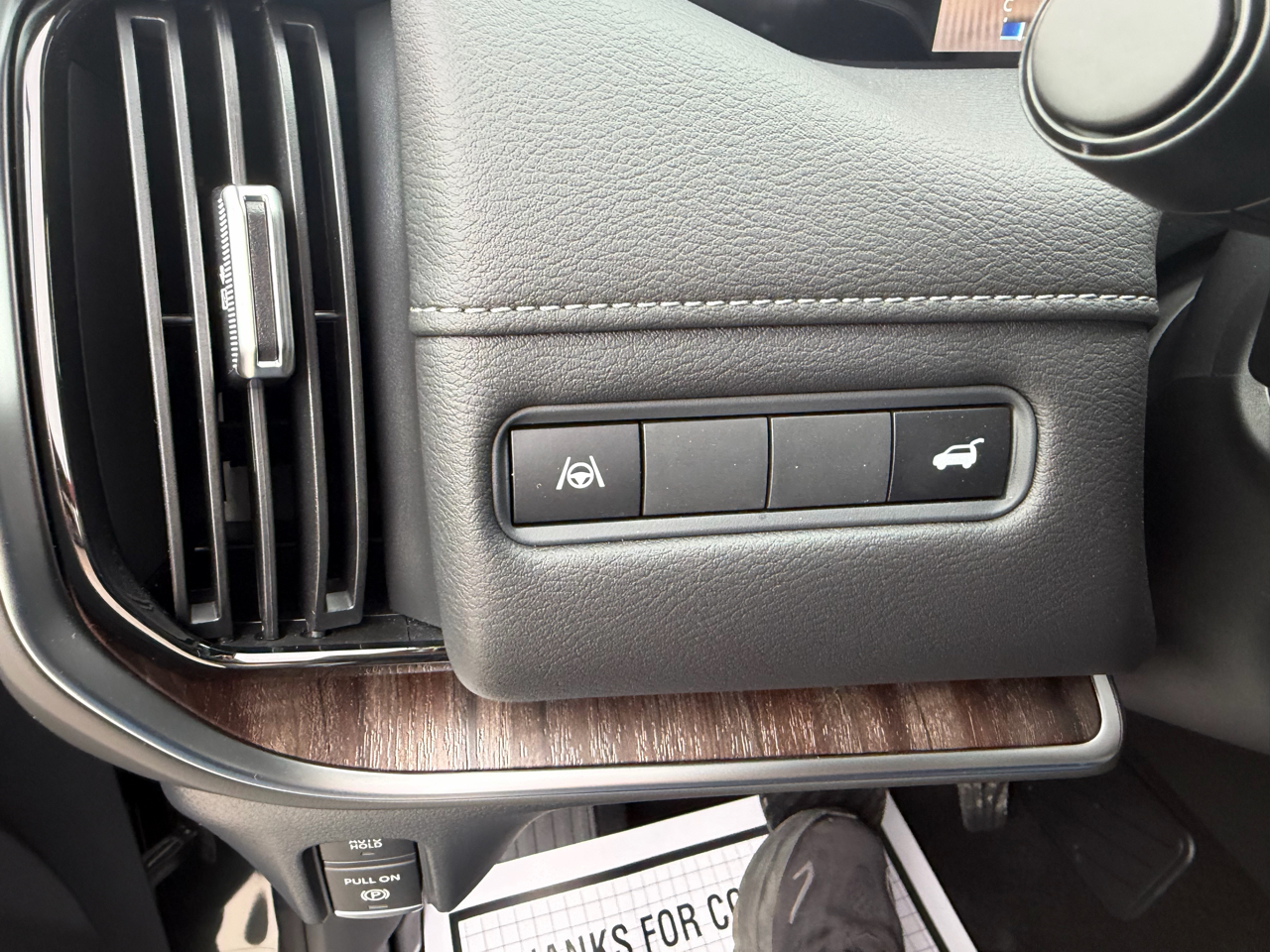 Nissan Armada 4x2 SL 2026