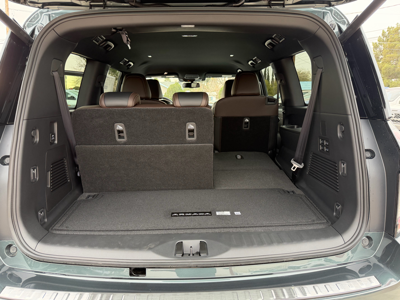 Nissan Armada 4x2 SL 2026