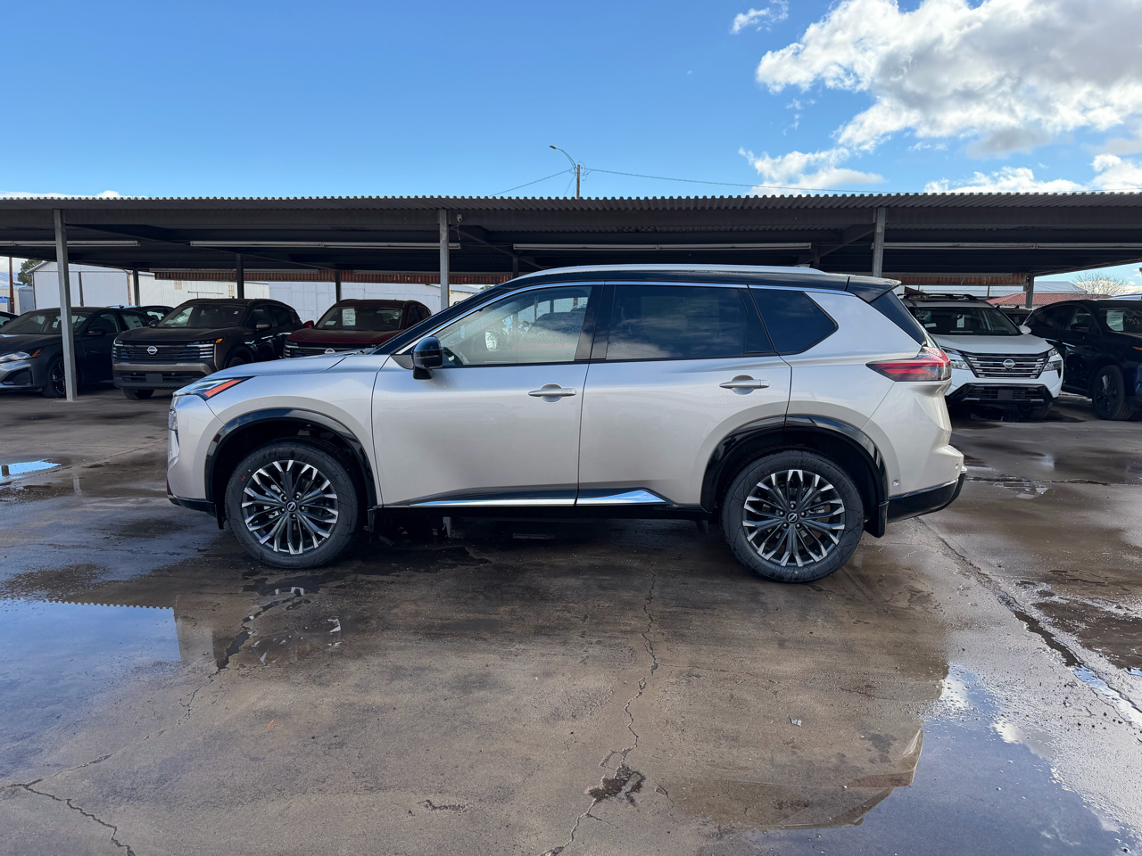 Nissan Rogue AWD Platinum *Ltd Avail* 2026