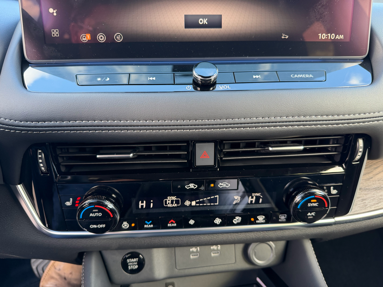 Nissan Rogue AWD Platinum *Ltd Avail* 2026