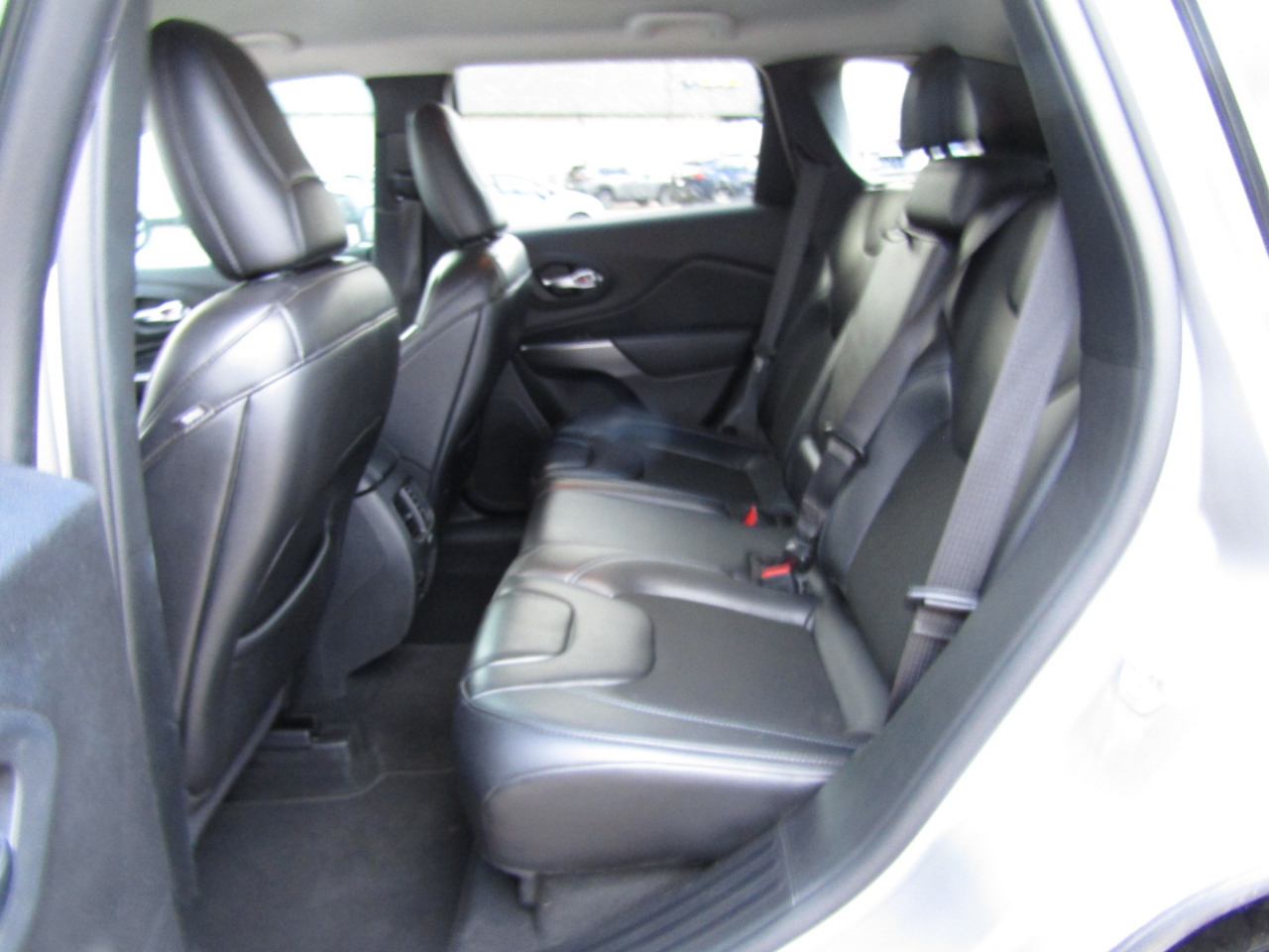 Jeep Cherokee Latitude Plus FWD 2019