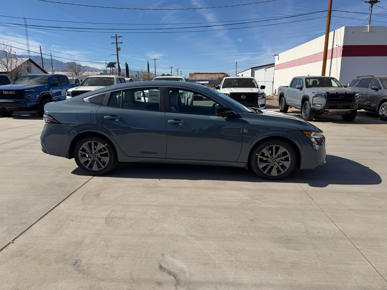 Nissan Sentra SL Sedan 2026