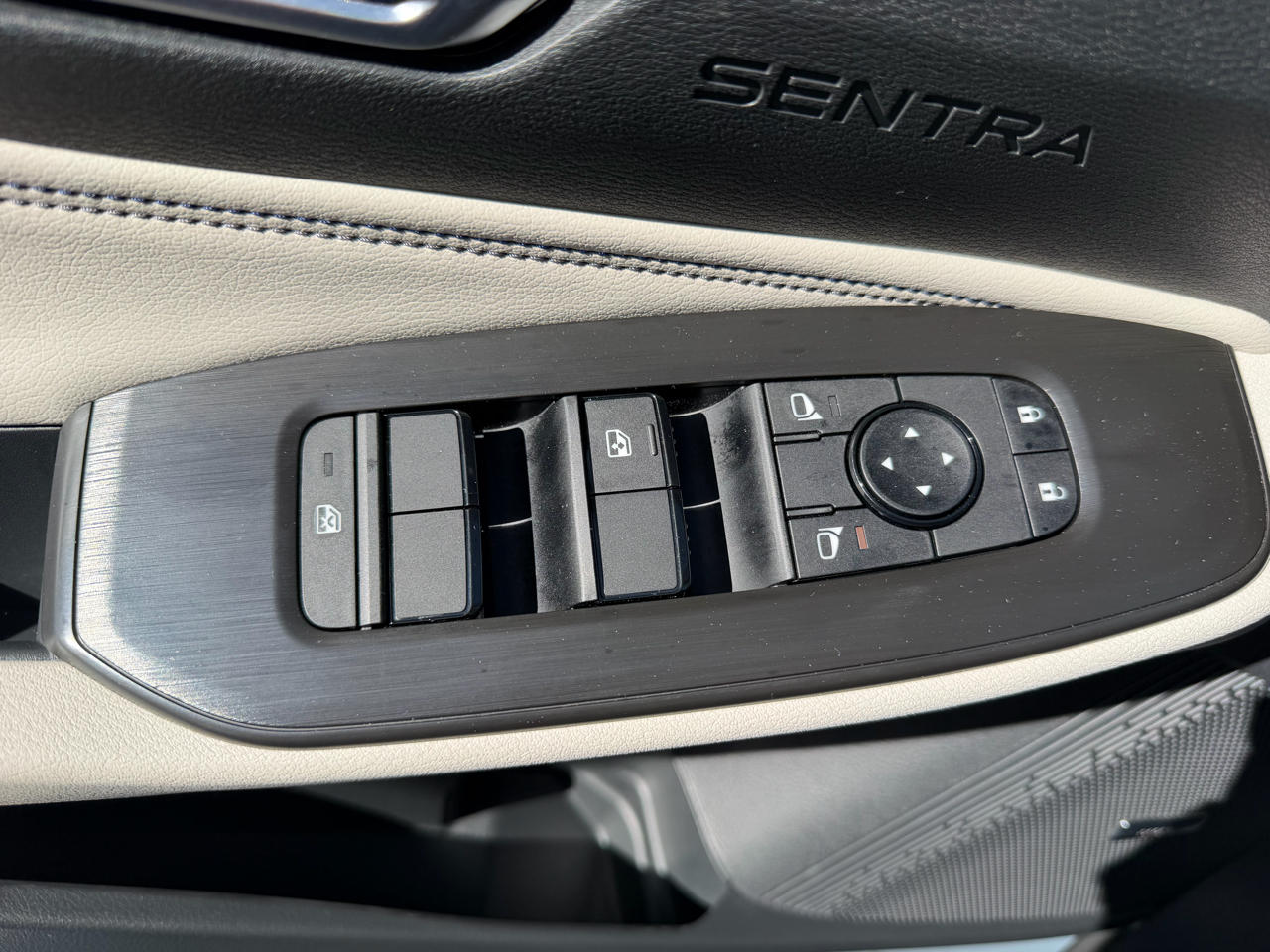 Nissan Sentra SL Sedan 2026