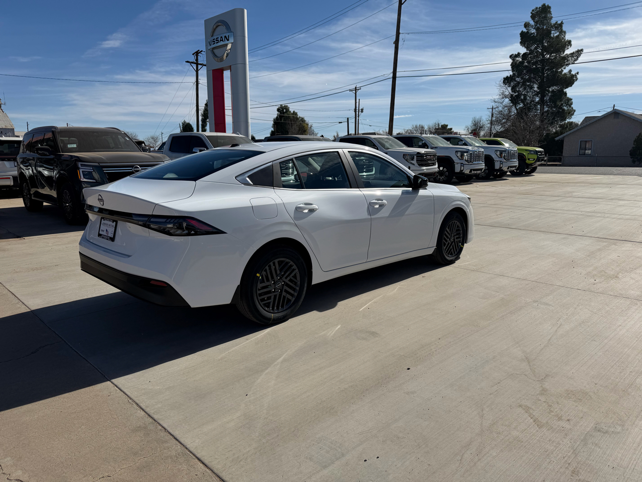 Nissan Sentra SV Sedan 2026