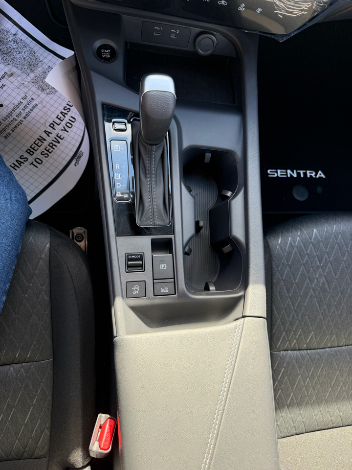 Nissan Sentra SV Sedan 2026