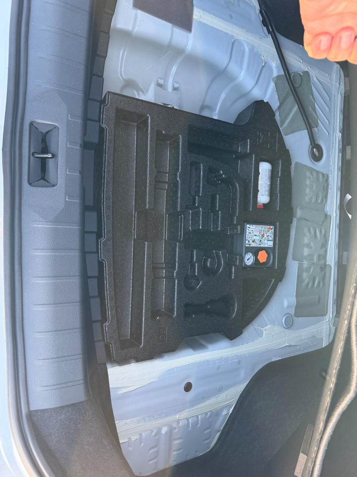 Nissan Sentra SV Sedan 2026