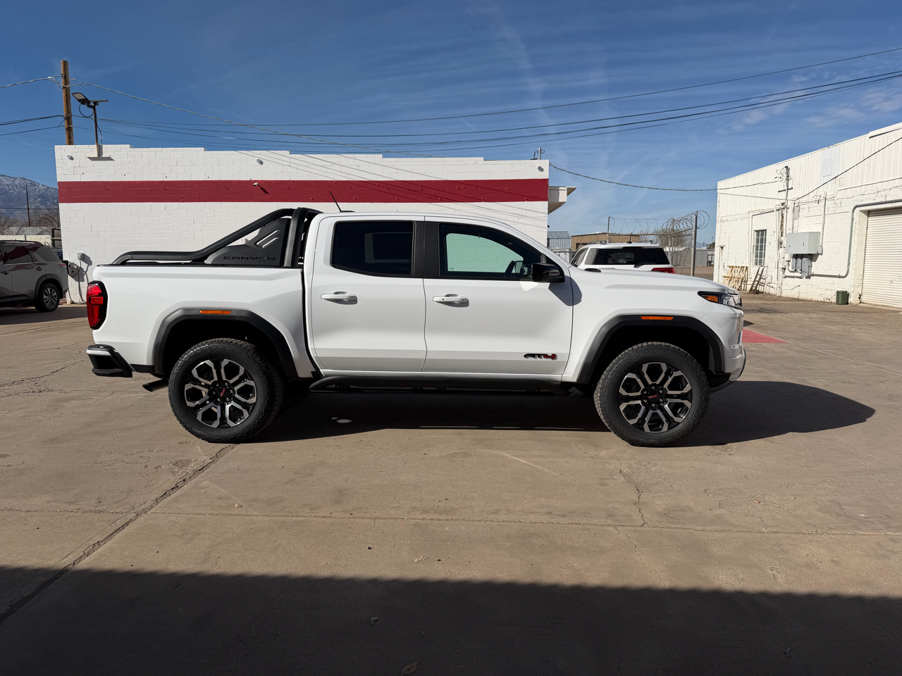 GMC Canyon 4WD Crew Cab AT4 2026