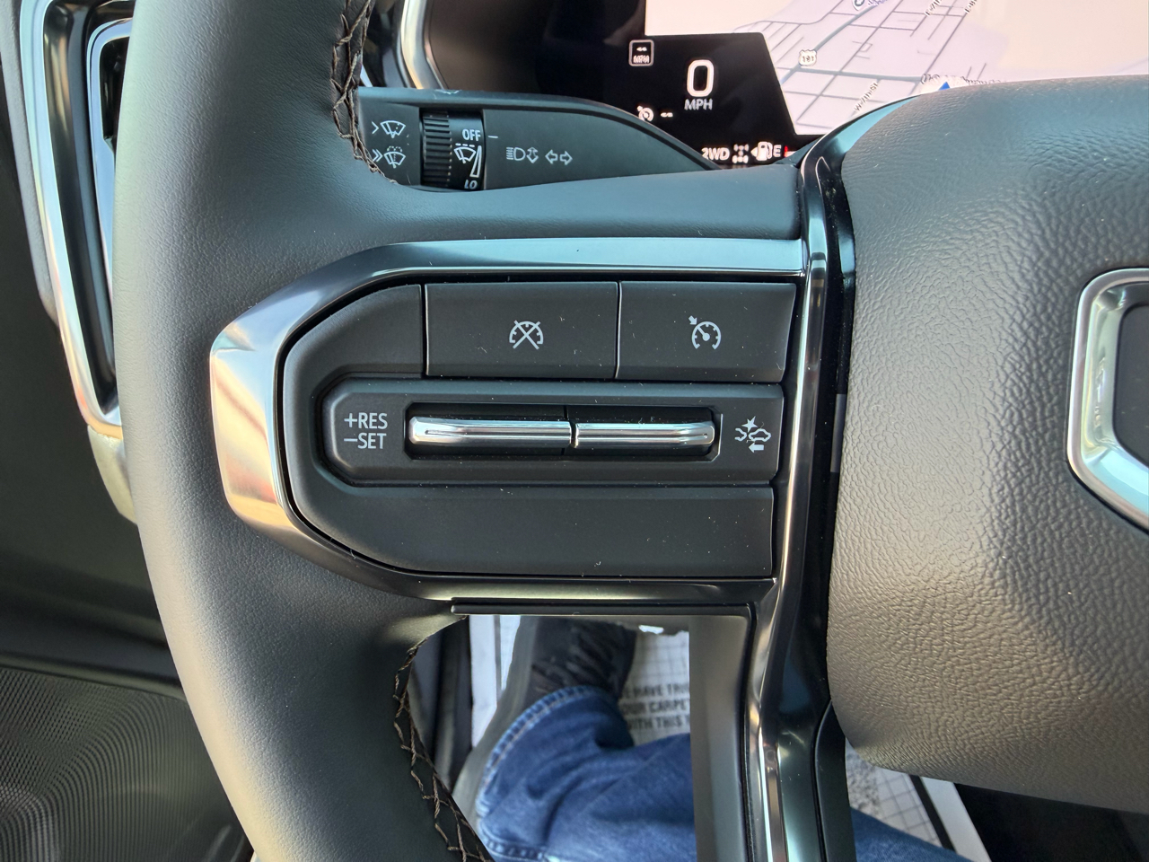 GMC Canyon 4WD Crew Cab AT4 2026