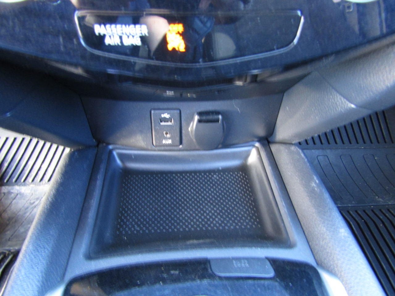 Nissan Rogue FWD 4dr SV 2016