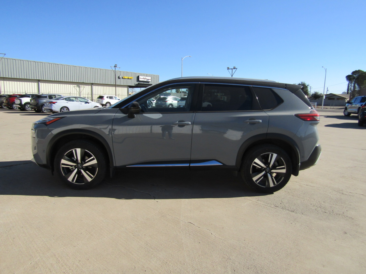 Nissan Rogue FWD Platinum 2022