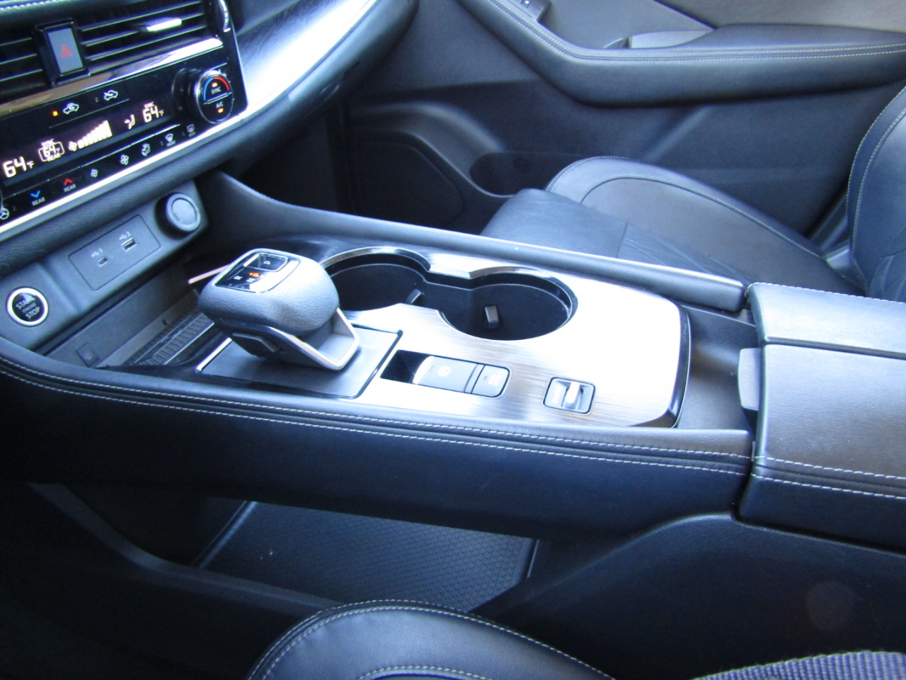 Nissan Rogue FWD Platinum 2022