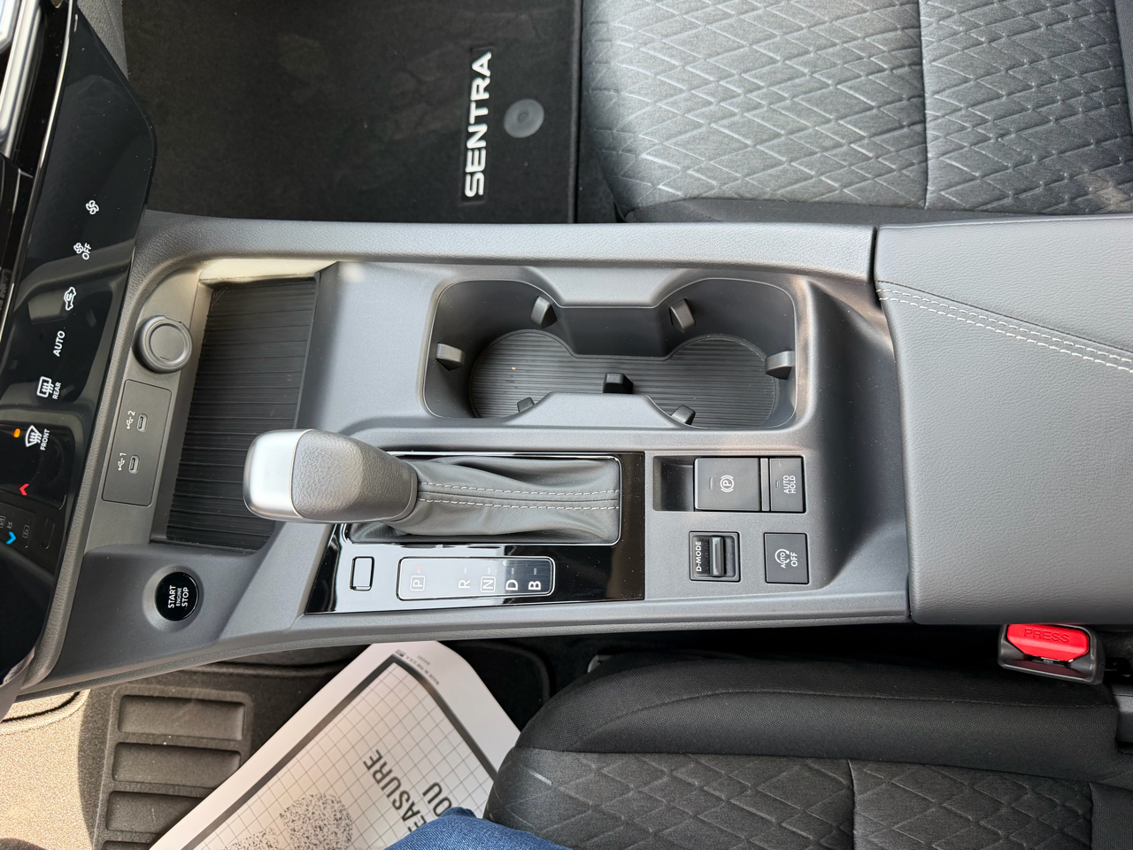 Nissan Sentra SV Sedan 2026