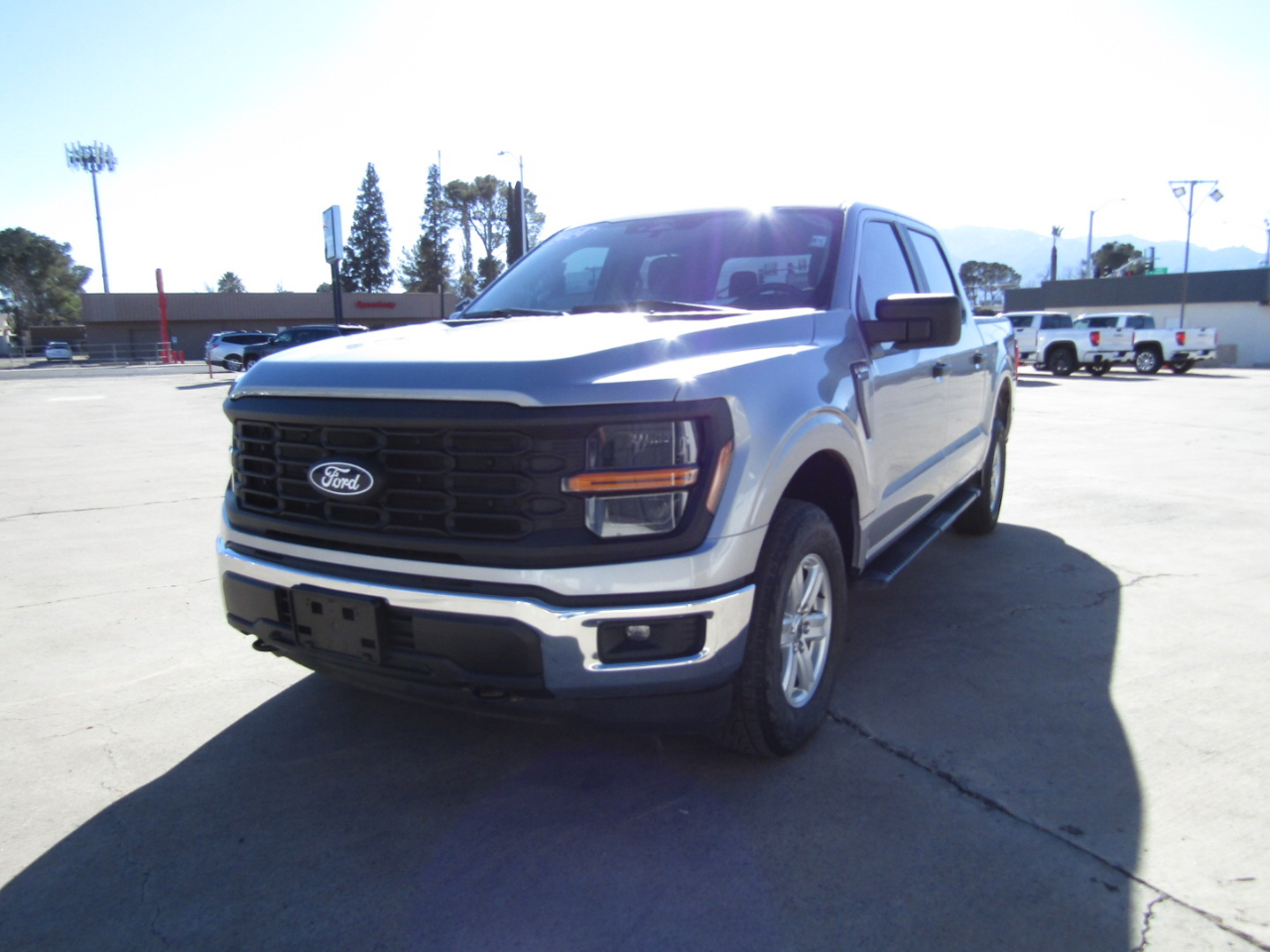 Ford F-150 XL 4WD SuperCrew 5.5' Box 2024