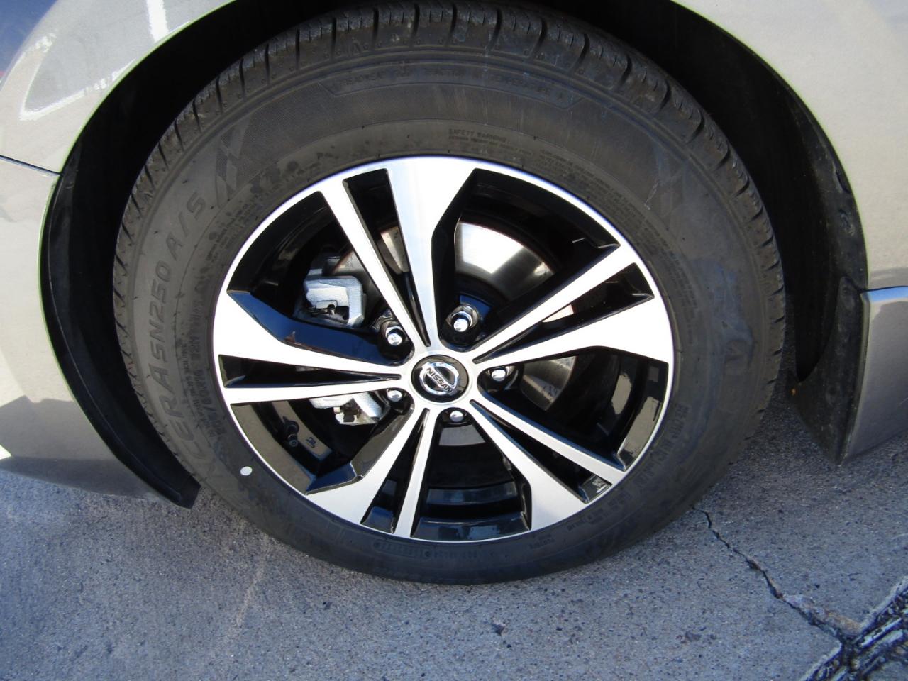 Nissan Sentra SV CVT 2022