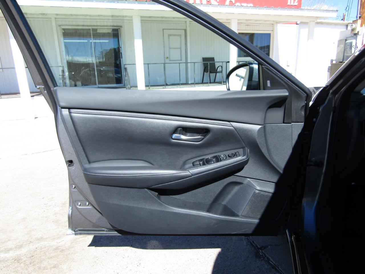 Nissan Sentra SV CVT 2022