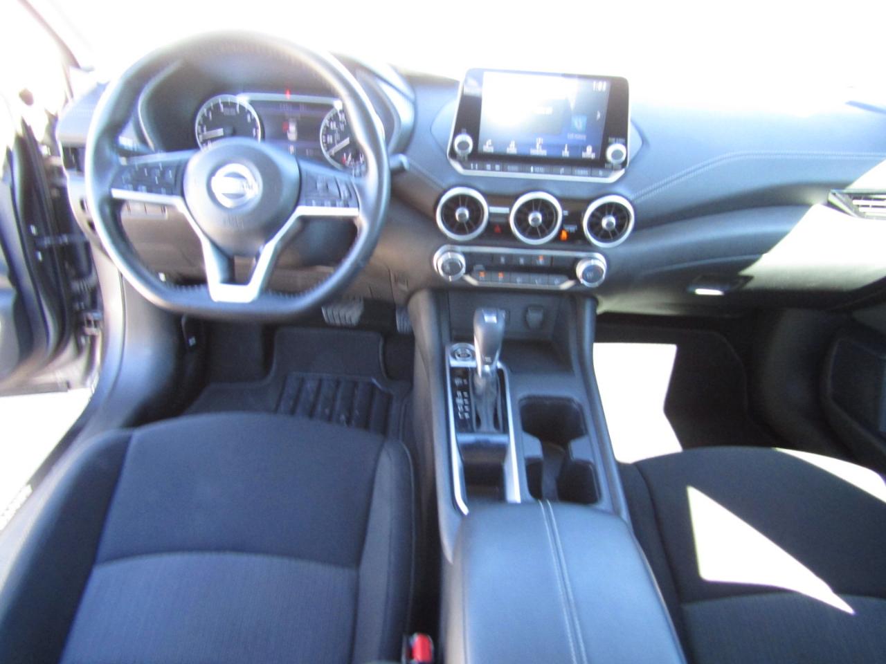 Nissan Sentra SV CVT 2022