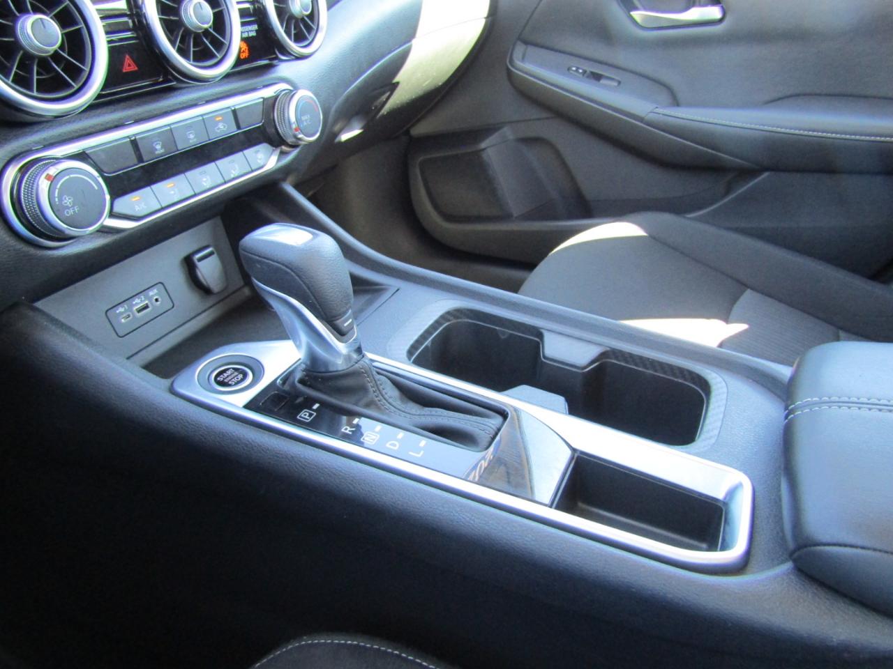 Nissan Sentra SV CVT 2022