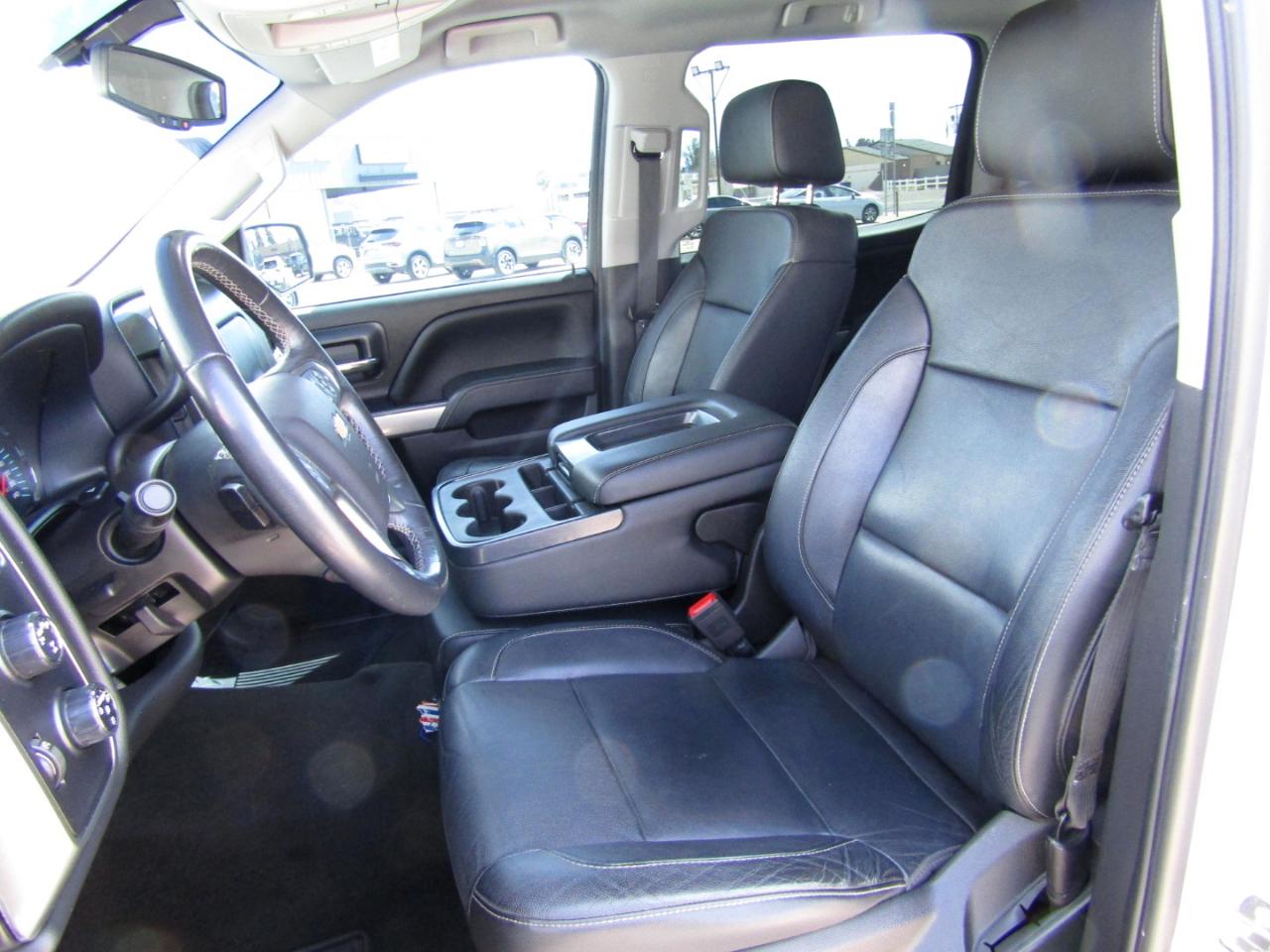 Chevrolet Silverado 1500 4WD Crew Cab 143.5" LT w/2LT 2018