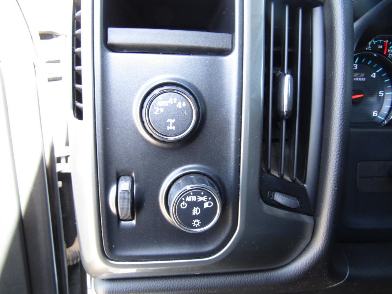 Chevrolet Silverado 1500 4WD Crew Cab 143.5" LT w/2LT 2018