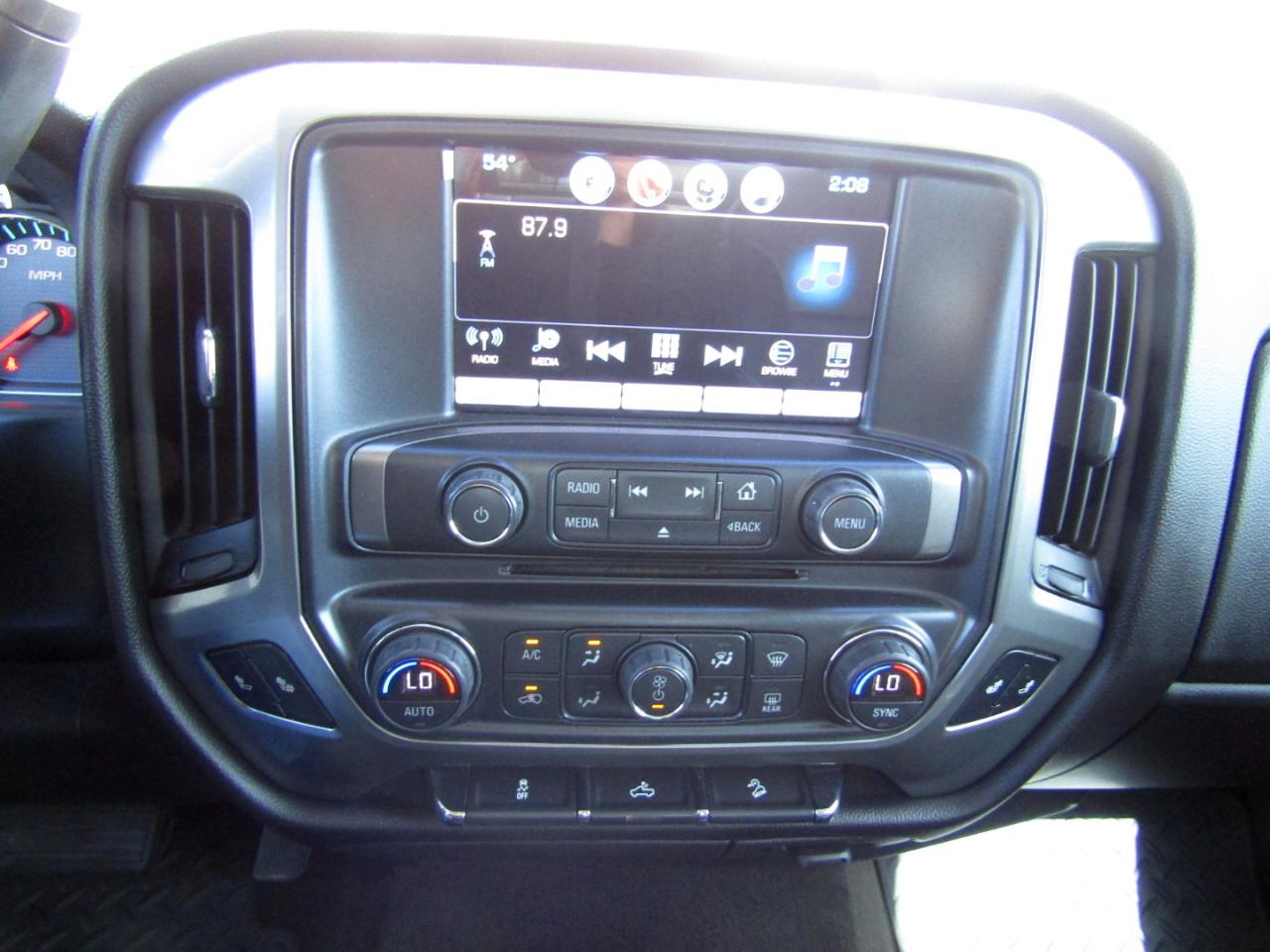 Chevrolet Silverado 1500 4WD Crew Cab 143.5" LT w/2LT 2018