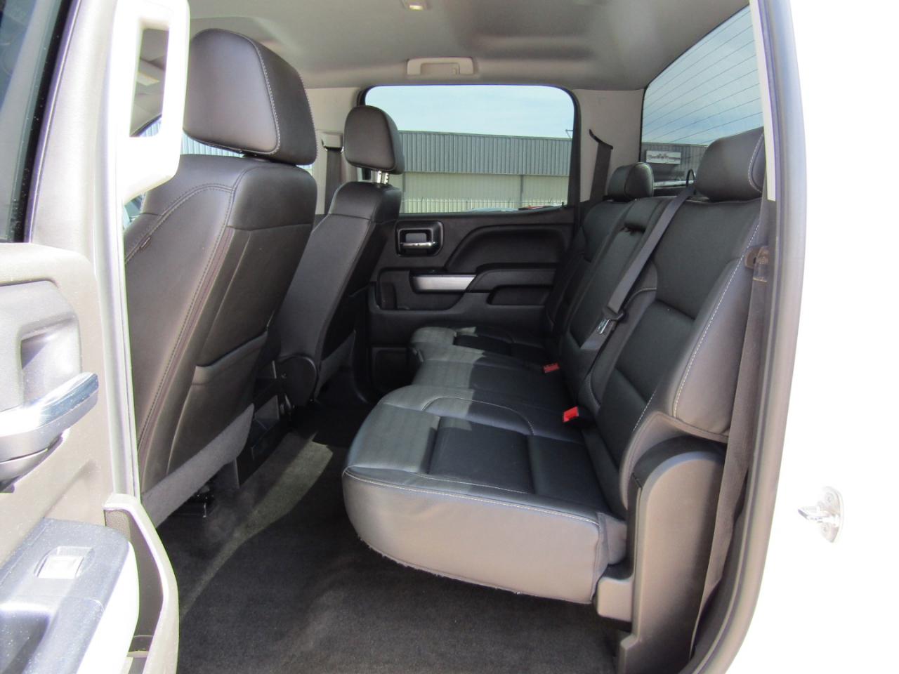 Chevrolet Silverado 1500 4WD Crew Cab 143.5" LT w/2LT 2018