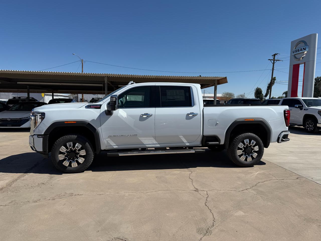 GMC Sierra 2500HD 4WD Crew Cab 159" Denali 2026