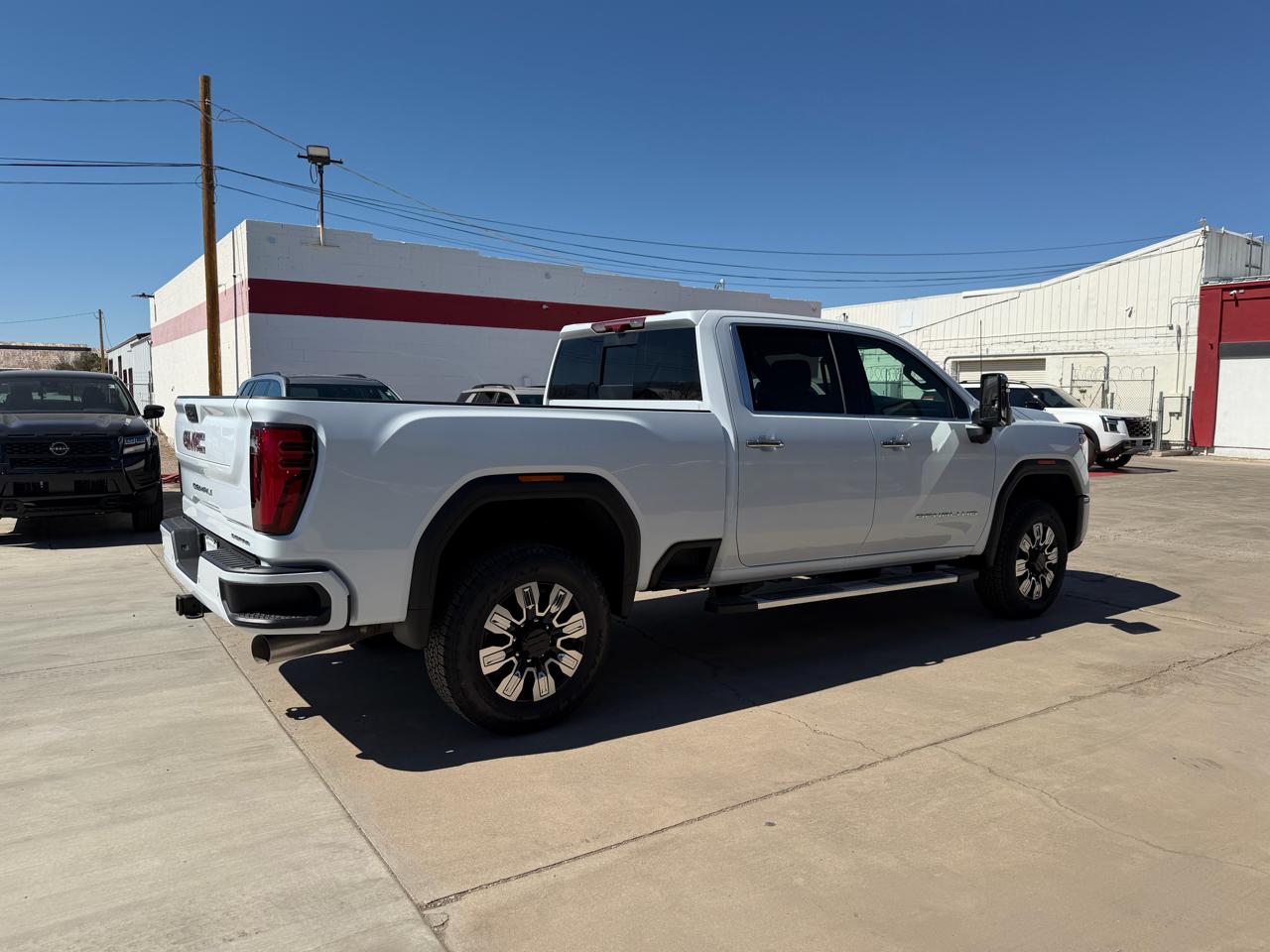 GMC Sierra 2500HD 4WD Crew Cab 159" Denali 2026