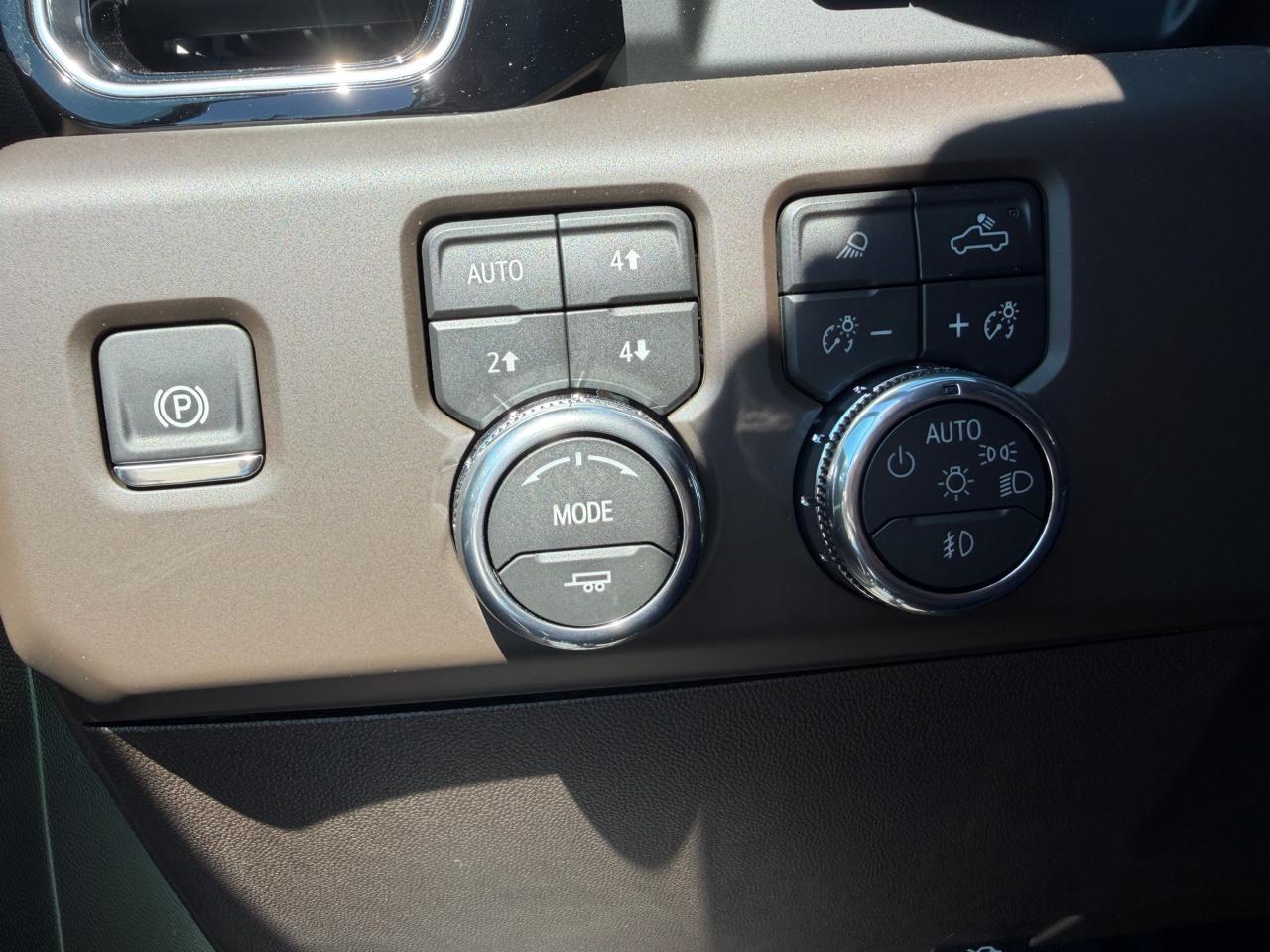 GMC Sierra 2500HD 4WD Crew Cab 159" Denali 2026