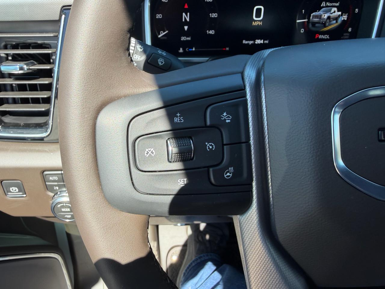 GMC Sierra 2500HD 4WD Crew Cab 159" Denali 2026