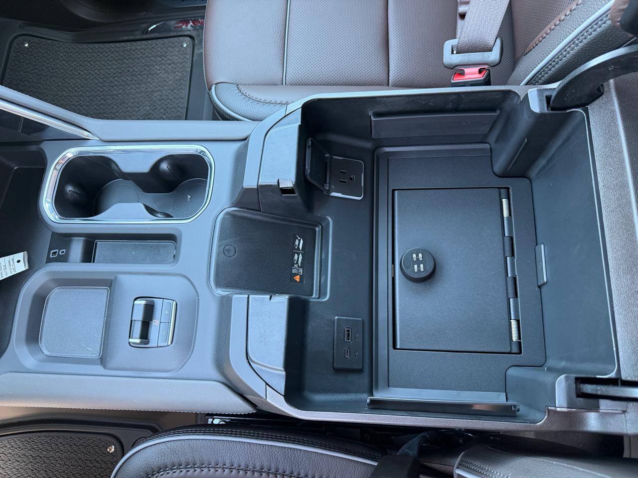 GMC Sierra 2500HD 4WD Crew Cab 159" Denali 2026