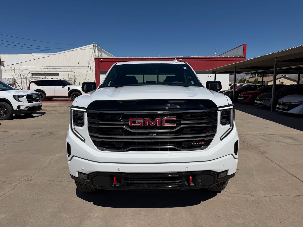 GMC Sierra 1500 4WD Crew Cab 147" AT4 2026