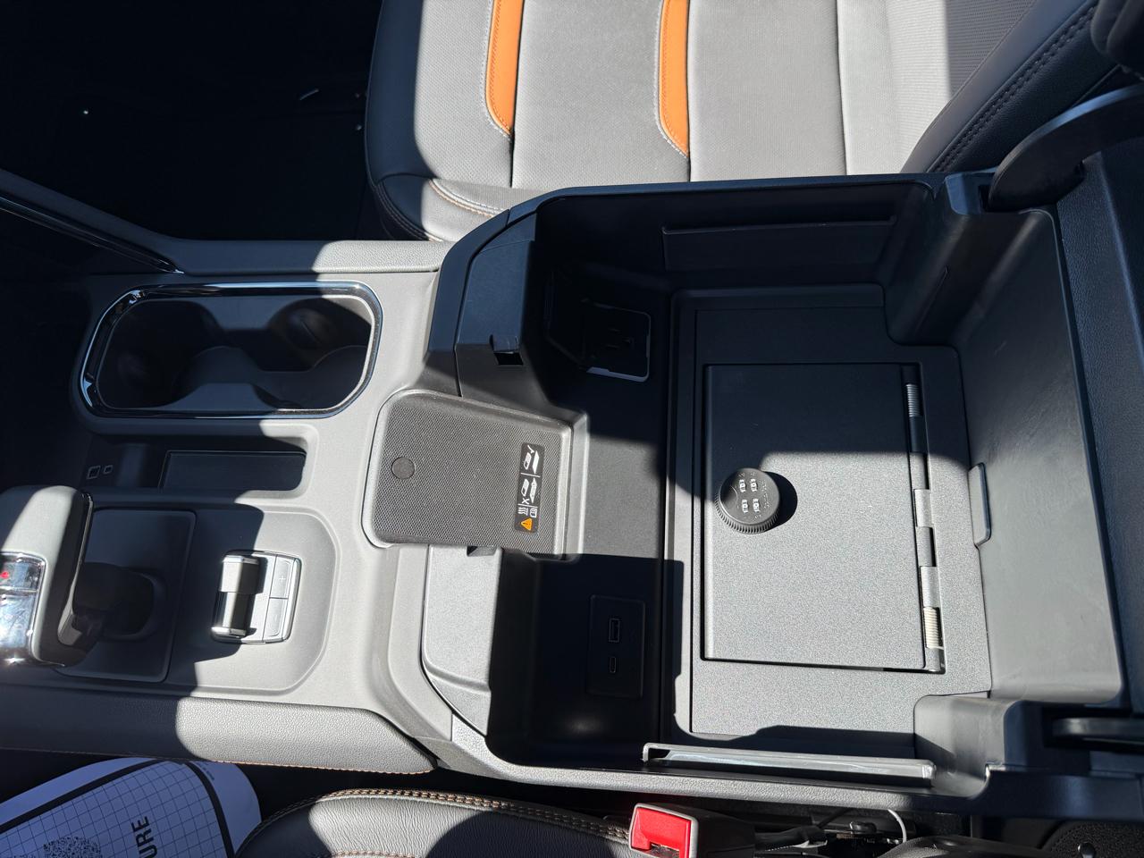 GMC Sierra 1500 4WD Crew Cab 147" AT4 2026