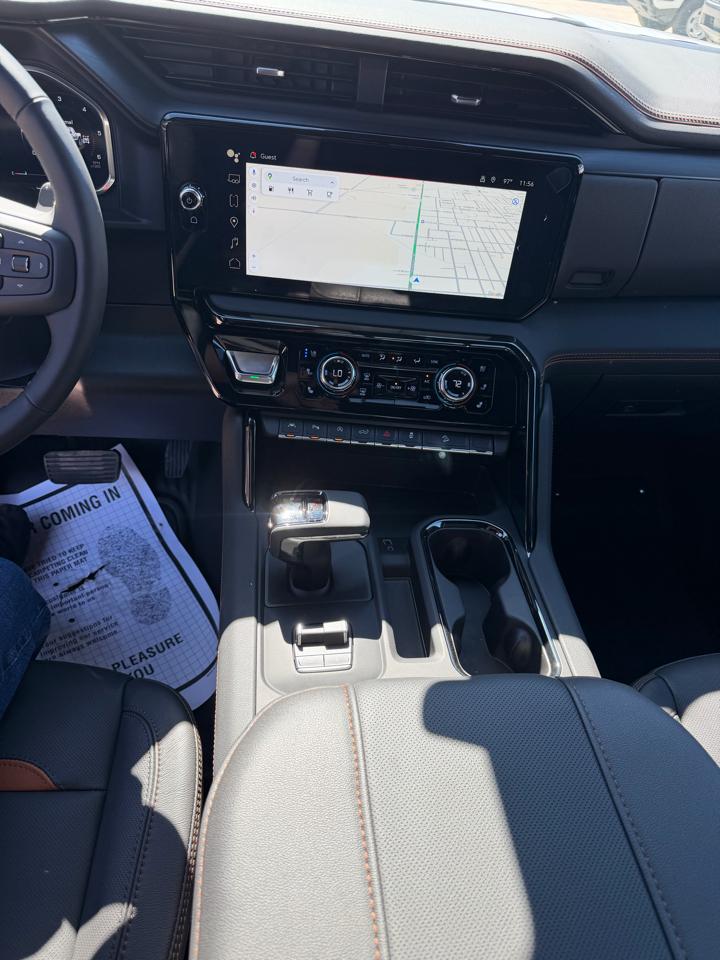 GMC Sierra 1500 4WD Crew Cab 147" AT4 2026