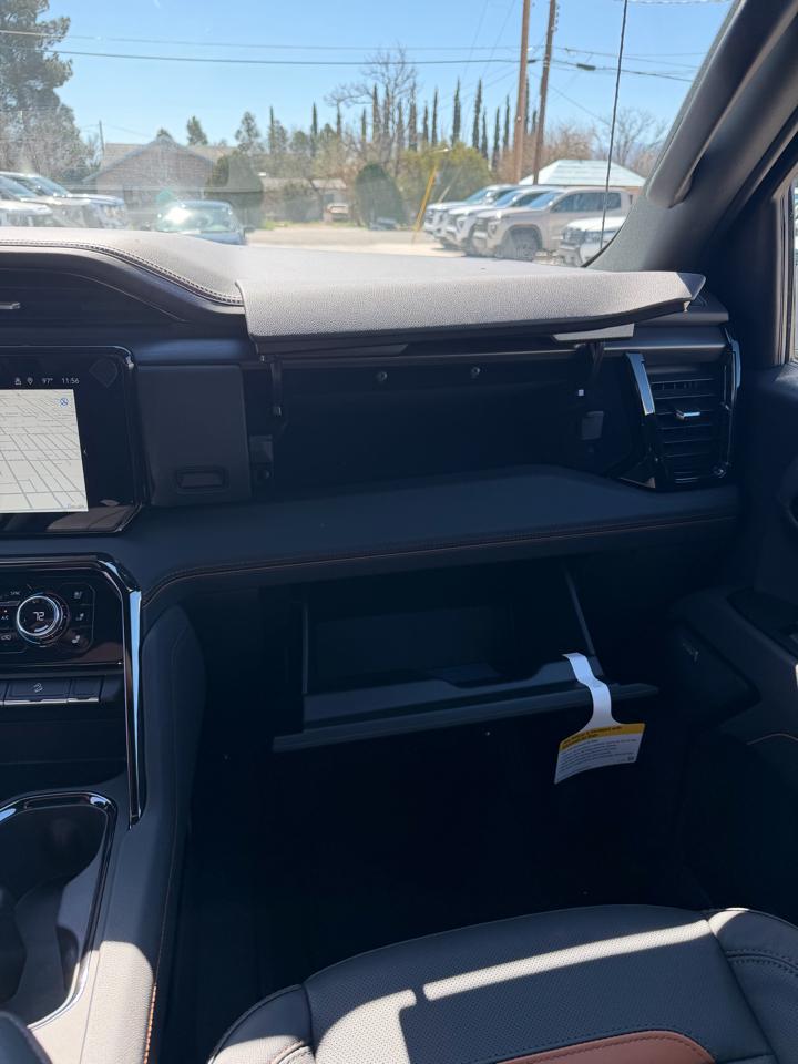 GMC Sierra 1500 4WD Crew Cab 147" AT4 2026