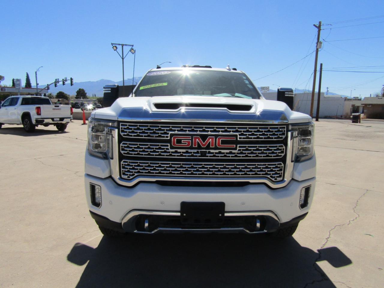 GMC Sierra 2500HD 4WD Crew Cab 159" Denali 2020