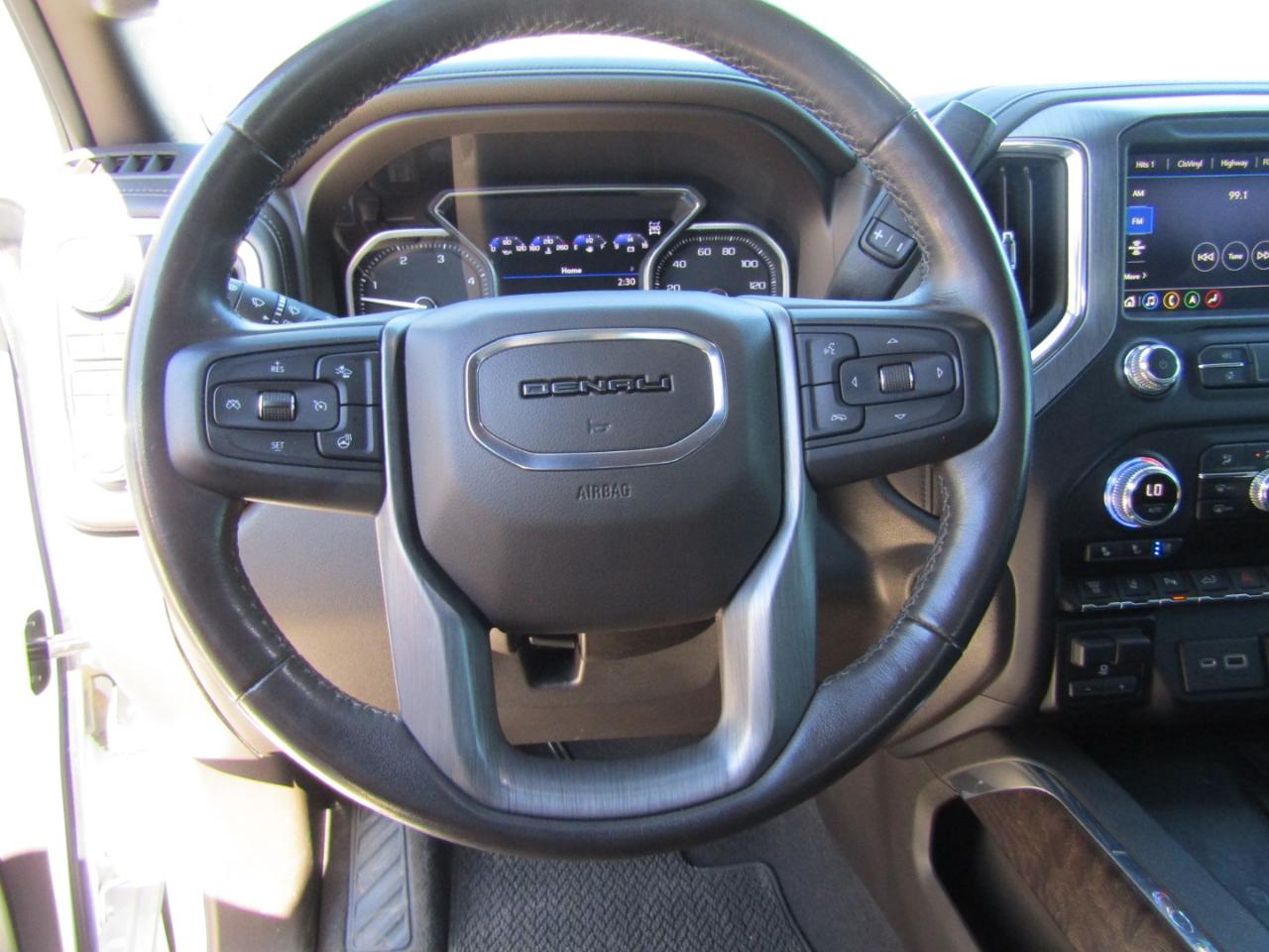 GMC Sierra 2500HD 4WD Crew Cab 159" Denali 2020