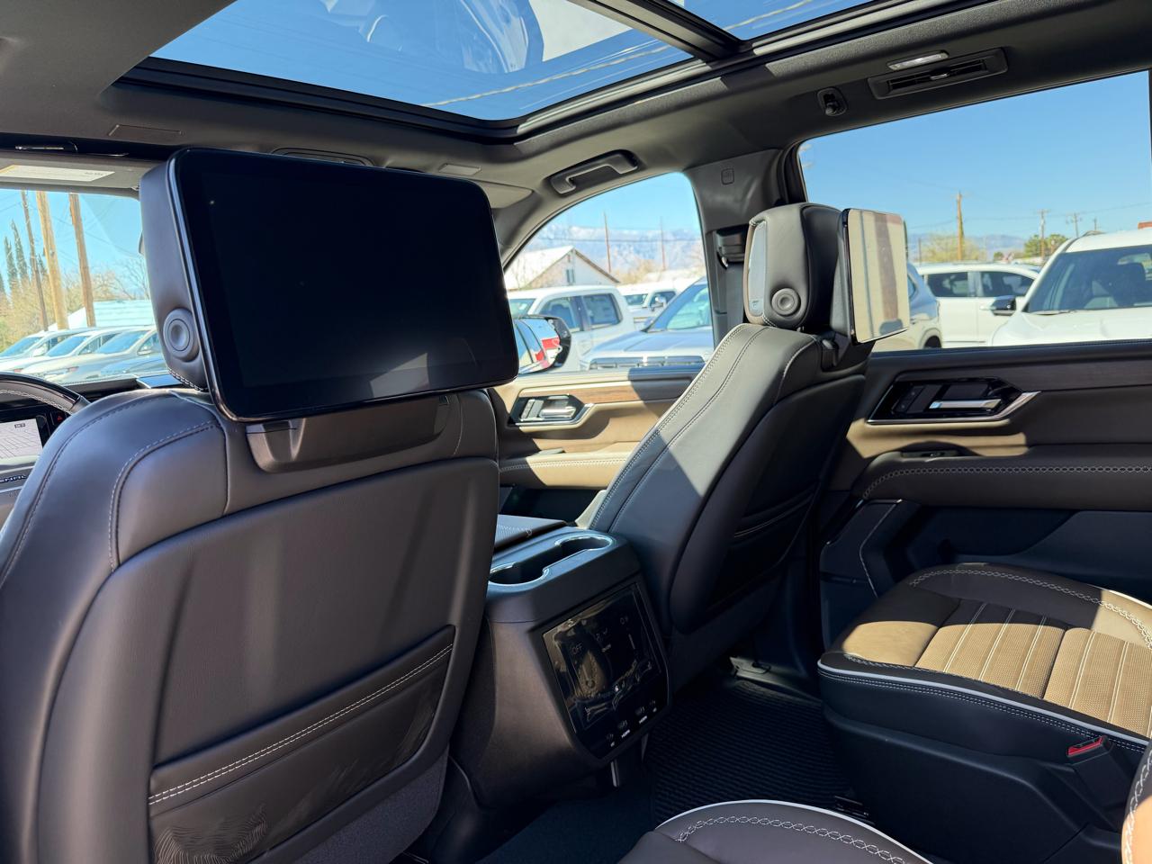 GMC Yukon 4WD 4dr Denali Ultimate 2026