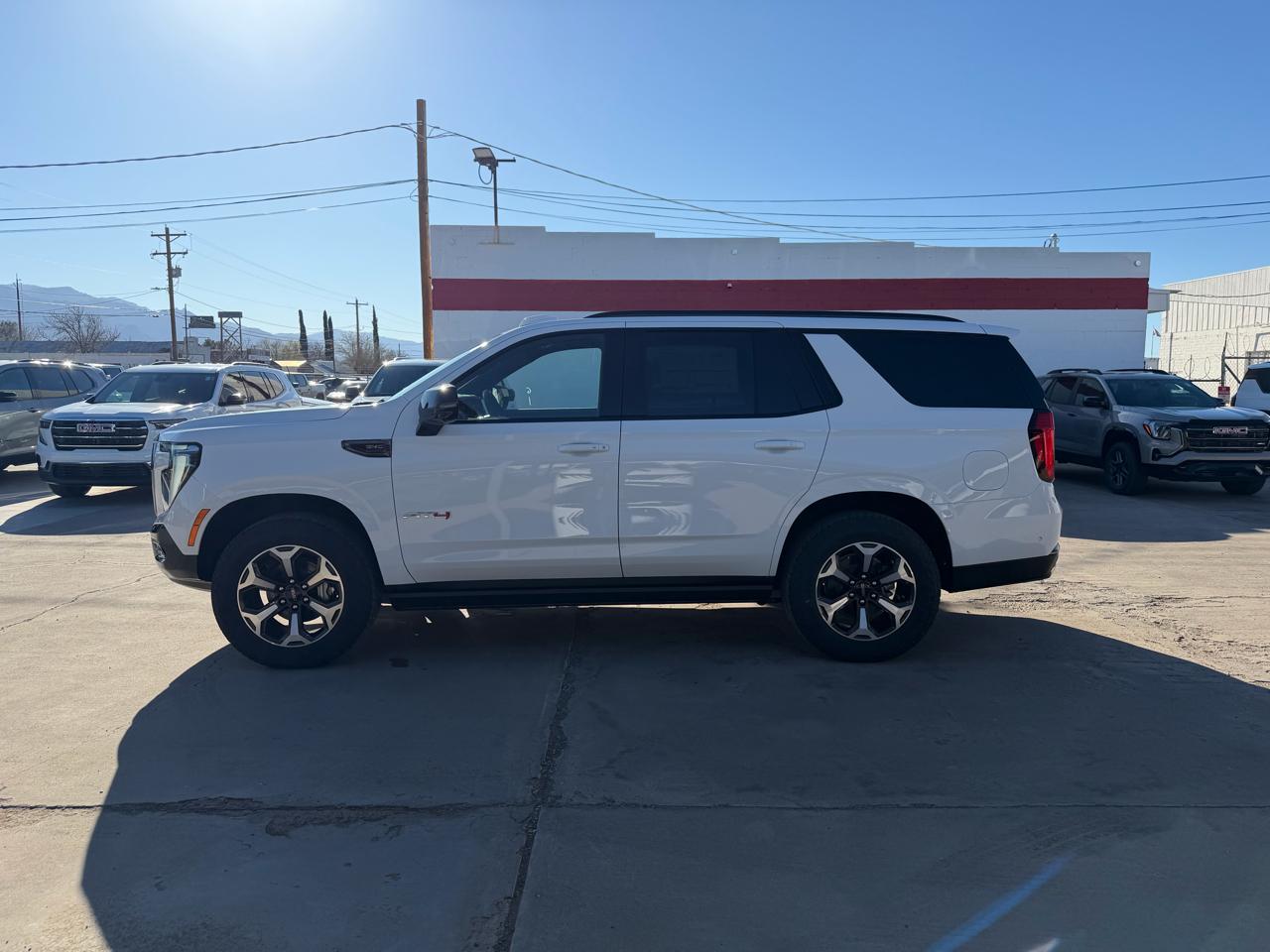 GMC Yukon 4WD 4dr AT4 Ultimate 2026