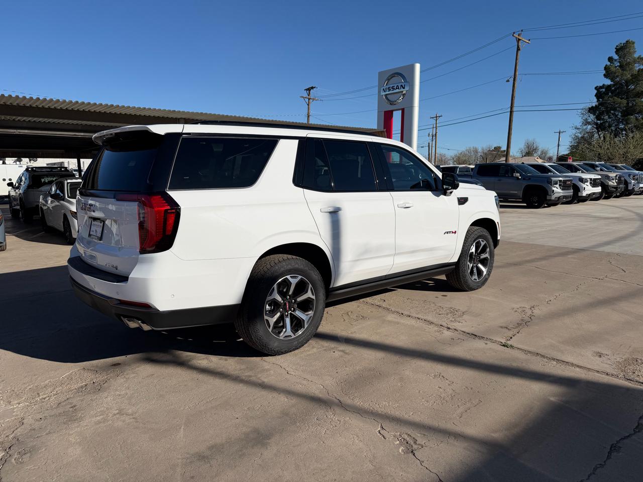 GMC Yukon 4WD 4dr AT4 Ultimate 2026