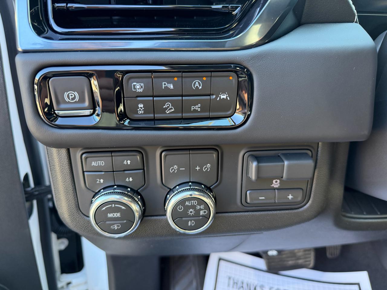 GMC Yukon 4WD 4dr AT4 Ultimate 2026