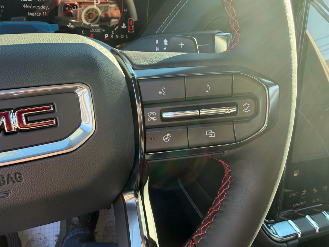 GMC Yukon 4WD 4dr AT4 Ultimate 2026