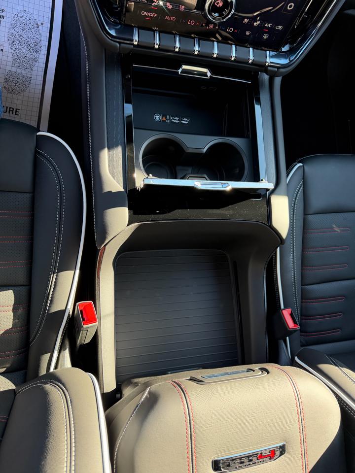 GMC Yukon 4WD 4dr AT4 Ultimate 2026